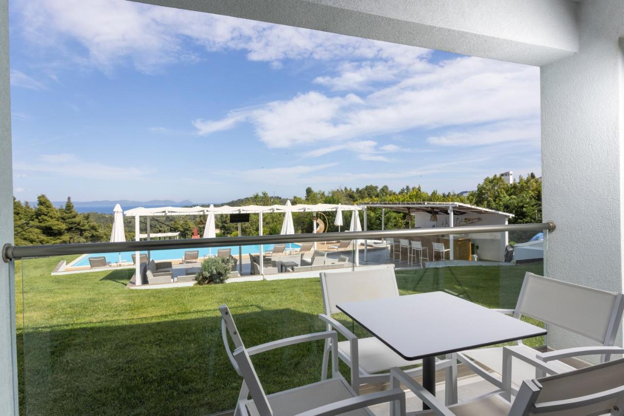 Blue Avenue Paliouri Exterior foto