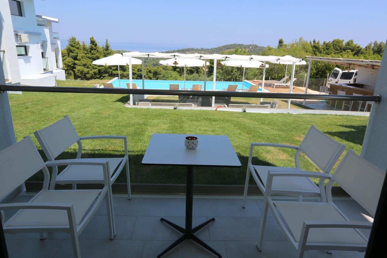 Blue Avenue Paliouri Exterior foto