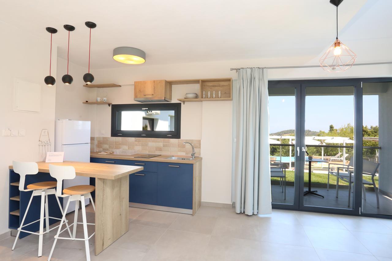Blue Avenue Paliouri Exterior foto